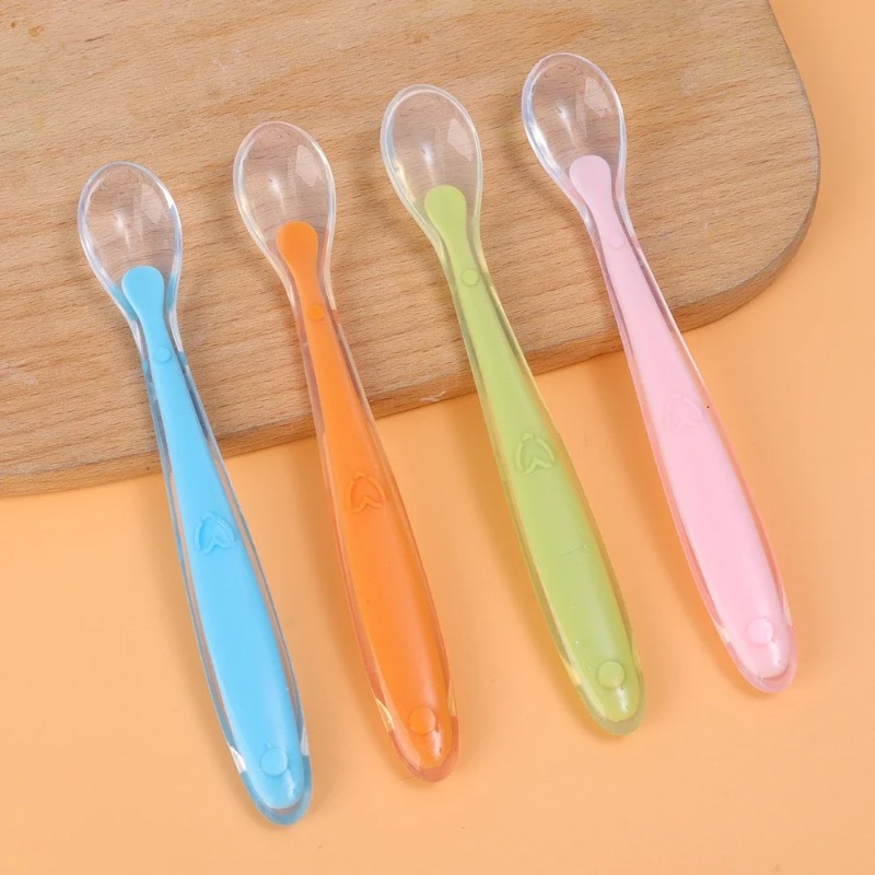 BPA Free Baby Silicone Spoons  - đánh giá và giá Baby Food Diary
